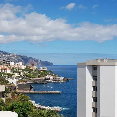 Do Mar Funchal (Madeira)