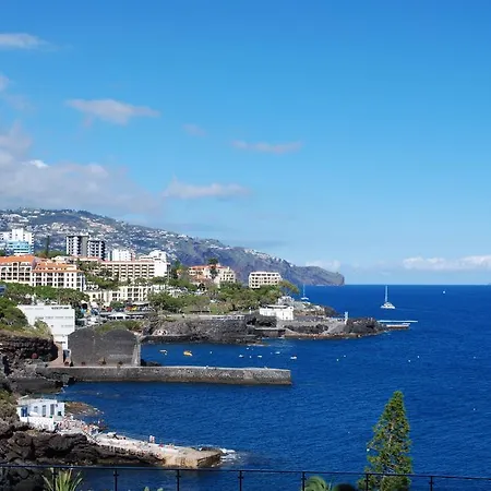 Do Mar Funchal (Madeira)